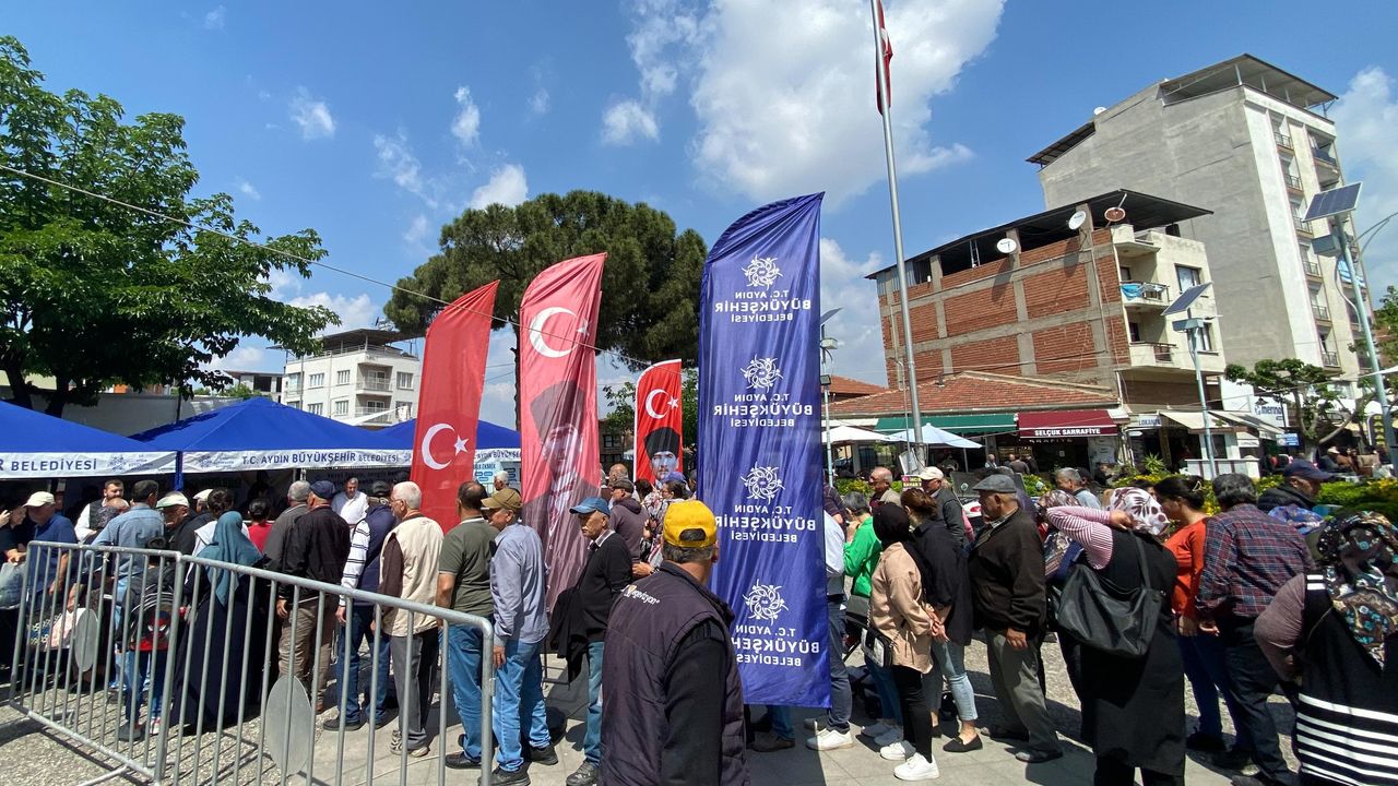 İncirliova’da 30 bin fide dağıtıldı