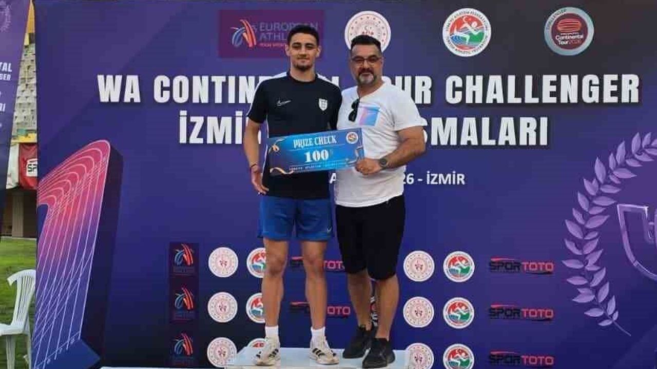 Aydınlı sporcu 110 metre engellide Türkiye rekoru kırdı