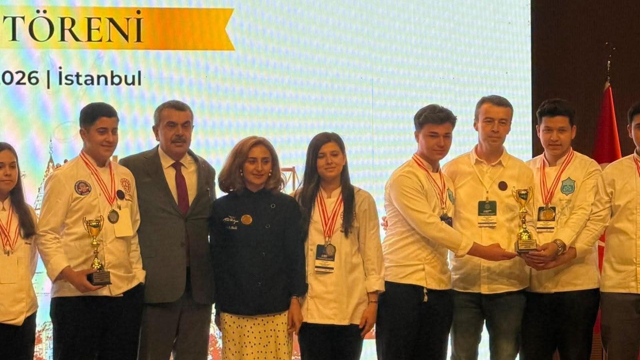 Güvercinada'lı öğrencilerden 'Gastronomide' dünya zaferi