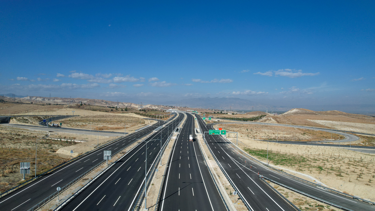 Aydın-Denizli Otoyolu'nda yeni dönem: Türkiye'de b