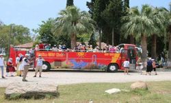 İstanbul’dan gelen engelliler, tatillerini Didim’de geçiriyor