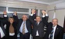 İYİ Parti, 17 ilçe ve büyükşehire talip