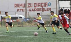 Yarışın gerisinde kaldılar