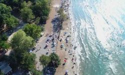 Dilek Yarımadası’nda ormanla iç içe plaj keyfi