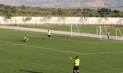 Golleri rakip futbolcular attı