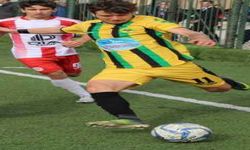 Çine Madranspor gençleri tutuyor