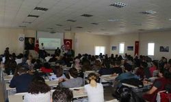 Kayalı, öğrencilere turizm çalışmalarını anlattı
