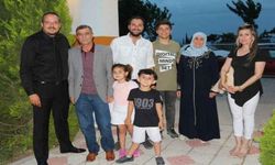 Özsoy Park ailesinden iftar yemeği