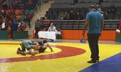 U-15 güreş grup maçları sona erdi