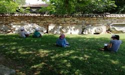 Çocuklar arkeolojiyi yaşayarak öğreniyor