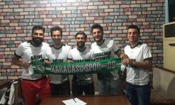 Karacasuspor’dan imza şov