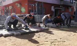 Efeler’de yollar yenileniyor