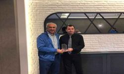 Voleybol il Temsilciliği’nden iş adamlarına teşekkür plaketi