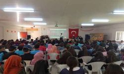 Karpuzlu Anadolu Lisesi münazara yarışması düzenledi