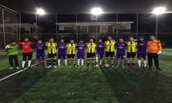 Suriyeliler futbolla kardeşliği pekiştiriyor