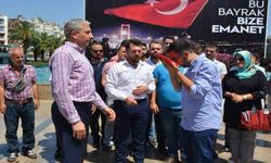 3 Genç bayrakla yola çıktı
