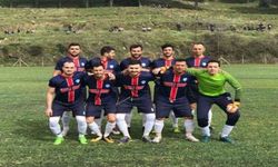 Işıklı Demirspor ilk yarıda işi bitirdi