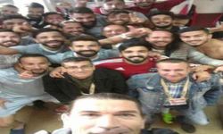 Efe'den galibiyet selfiesi