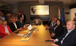 CHP Kuşadası Teşkilatı'na teşekkür ziyareti