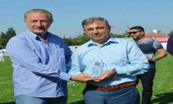 Şampiyon Didim Belediyespor kupasını aldı