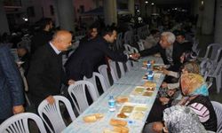 Yenipazarlılar ilk iftarını birlikte yaptı