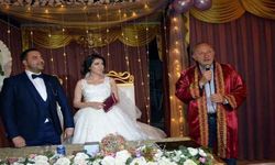 Başkan Atabay, ikinci döneminde ilk nikahını kıydı