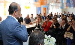 AK Parti’de yeni yönetim kamuoyuna tanıtıldı