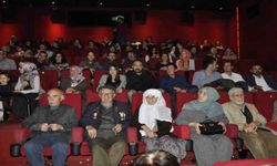 Kore Gazisi 11 torunuyla ‘Ayla’yı izledi