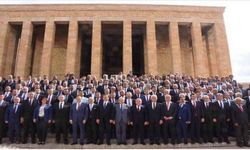 Çerçioğlu, diğer CHP’li başkanlarla Ata’nın huzurunda