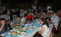 Alıcık, Gazeteciler ile yemekte buluştu