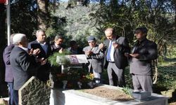 Aydınlı şehit öğretmen Akar unutulmadı