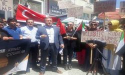 Kuşadası'nda AK Parti'den İsrail'e tepki