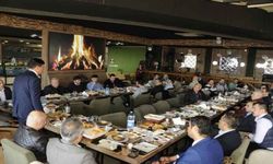 İYİ Parti’li Özcan, mimar ve mühendislerle buluştu
