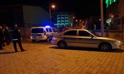 İki bacağından silahla vuruldu