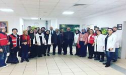 Kızılay doktorları ziyaret etti