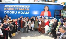 AK Partili Sarıbaş’ı kadınlar bağrına bastı