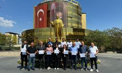 CHP meclis üyeleri, mazbatalarını aldı