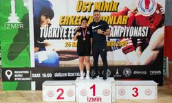 Demir yumruk Rabia, Türkiye üçüncüsü oldu