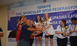 Özel sporcuların “Bocce” müsabakaları ödül töreniyle sona erdi