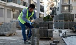 Kuşadası Belediyesi’nden kesintisiz yol mesaisi