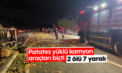 Patates yüklü kamyon araçları biçti: 2 ölü, 7 yaralı