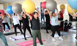 Aydınlı kadınlar Büyükşehir’in kurslarında spor ile buluşuyor