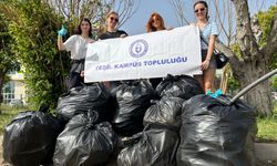ADÜ'lü gençler kampüsten poşet poşet çöp topladı