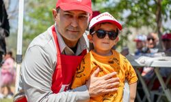 Başkan Günel 1 Mayıs pikniğinde çalışanlarla buluştu