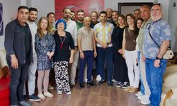 Başkan Günel Kuşadası Gazeteciler Derneği'ni ziyaret etti