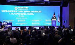 Başkan Kaya Büyükşehir Belediye Başkanları ile aynı kadroda
