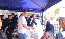 Büyükşehir Belediyesi, Germencik'te 30 bin fide dağıttı
