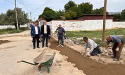 İncirliova Belediyesi’nden ücretsiz yol tamiratı desteği