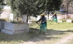 Koçarlı’da Kurban Bayramı öncesi mezarlıklarda temizlik seferberliği başladı