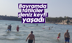 Bayramda tatilciler deniz keyfi yaşadı
